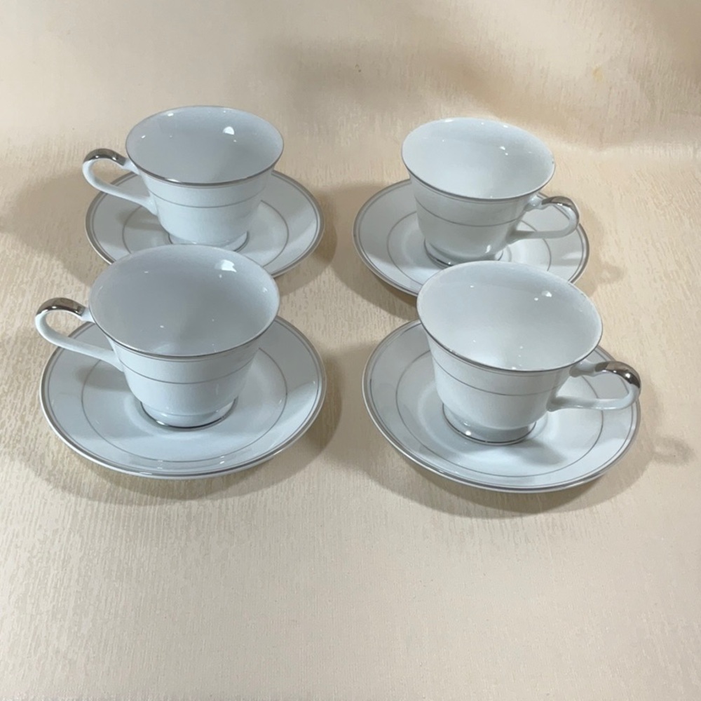 Elegant White & Platinum Footed Tea Cups and Saucers Set of 4